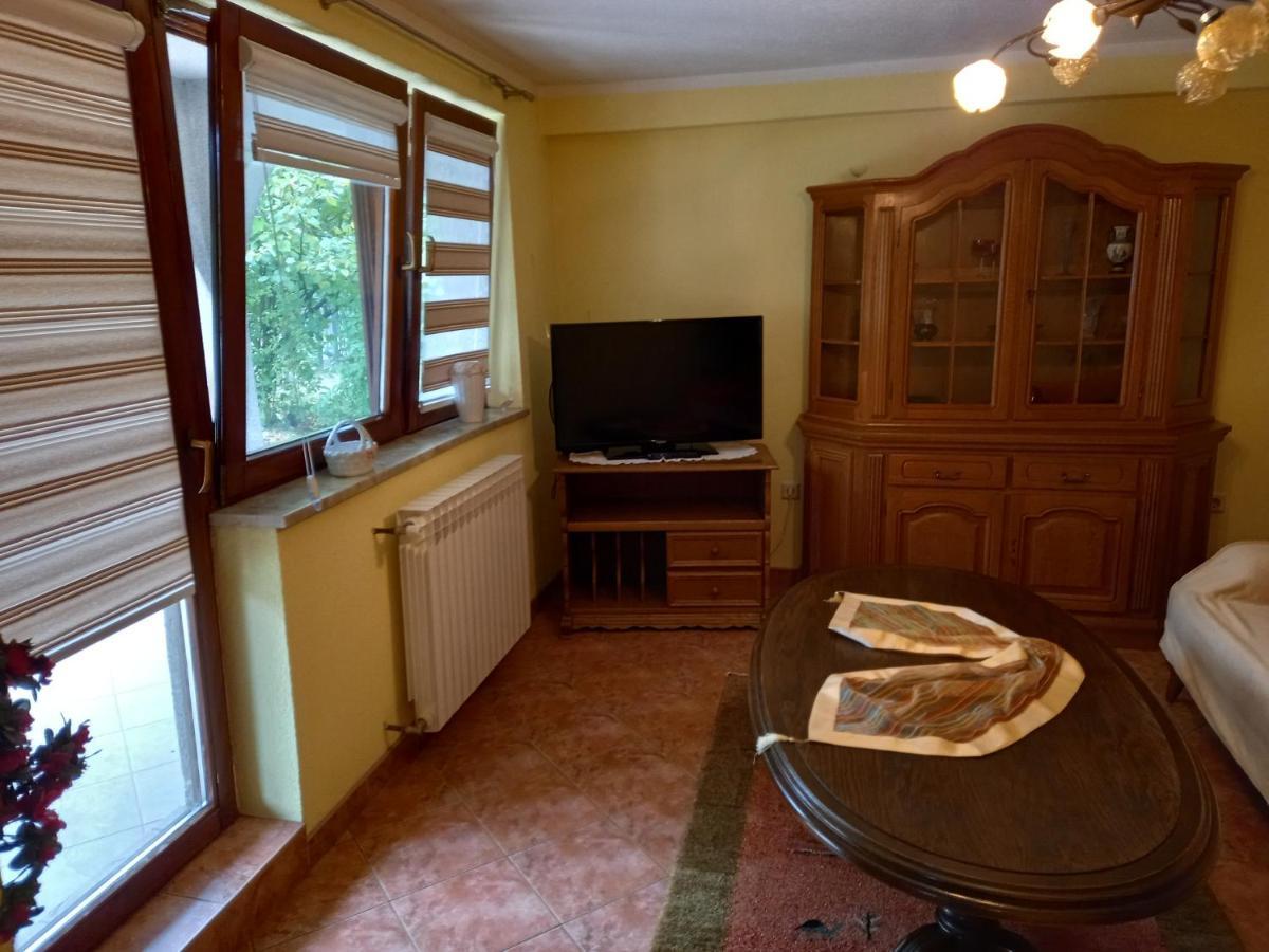 Apartman Sadija SJJ Exteriör bild